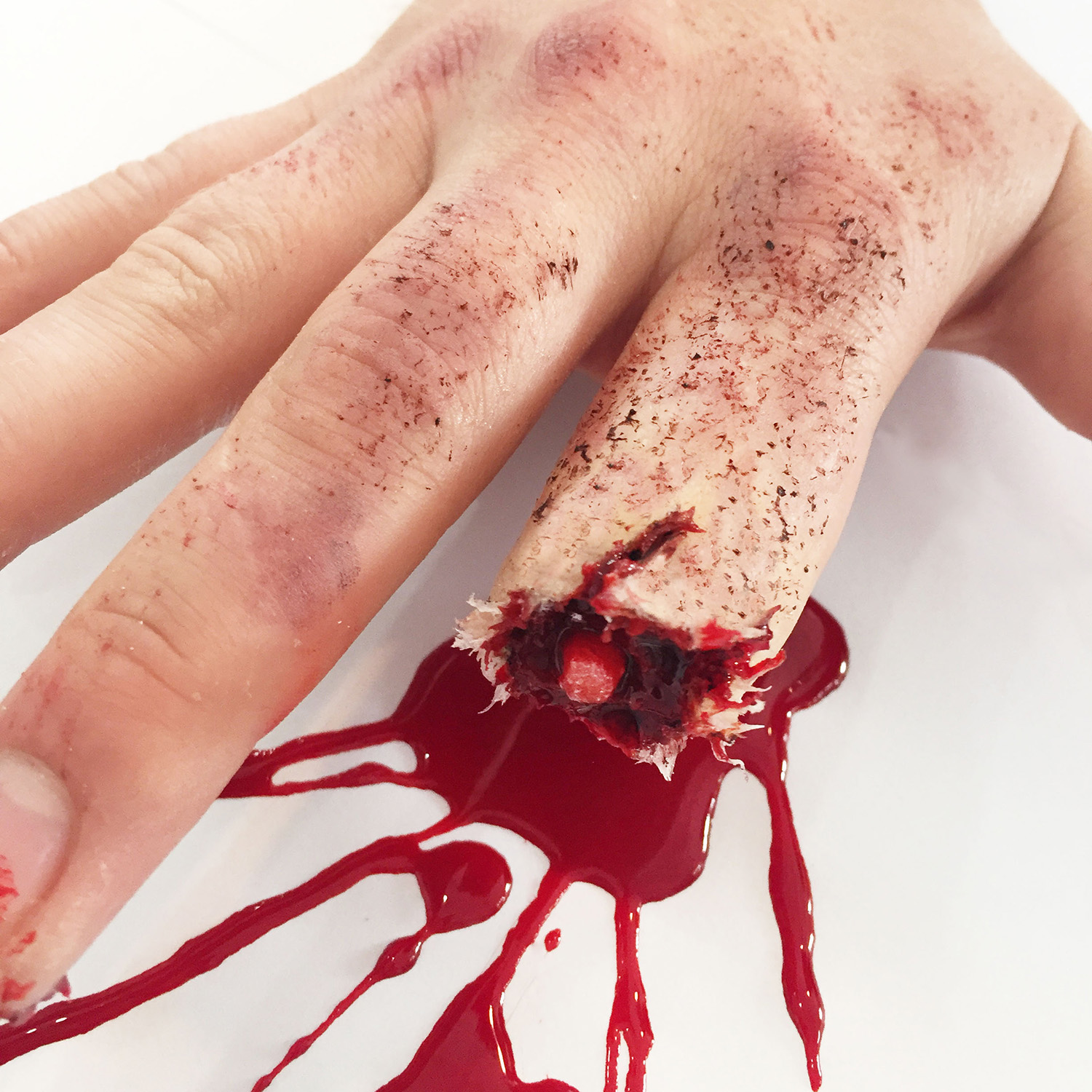 41 Afgehakte_vinger_wonden_grimeren_makeup_visagie_make-up matters_Amersfoort
